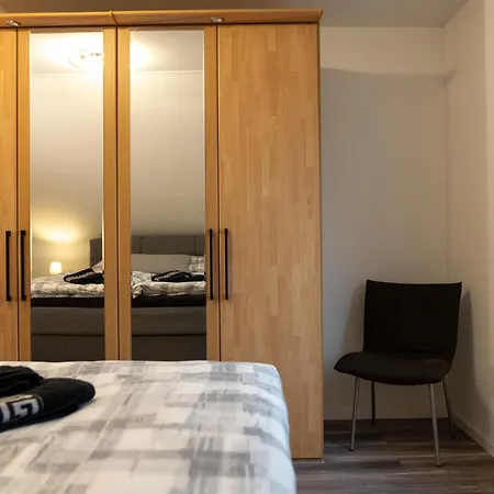 Ganzes In Mit Garage Und Fussbodenheizung *