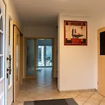 Ganzes In Mit Garage Und Fussbodenheizung Nyaraló