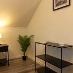Ganzes In Mit Garage Und Fussbodenheizung Nyaraló *