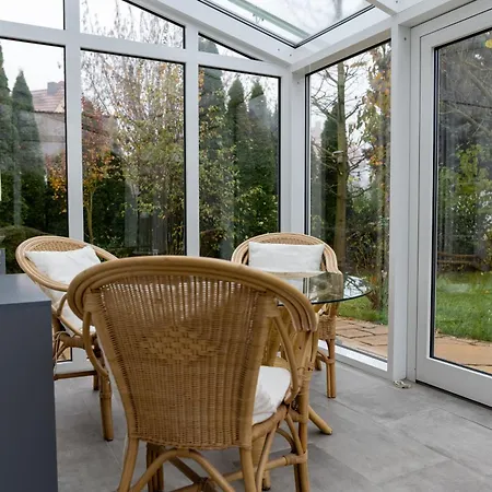 Ganzes In Mit Garage Und Fussbodenheizung Σπίτι διακοπών *