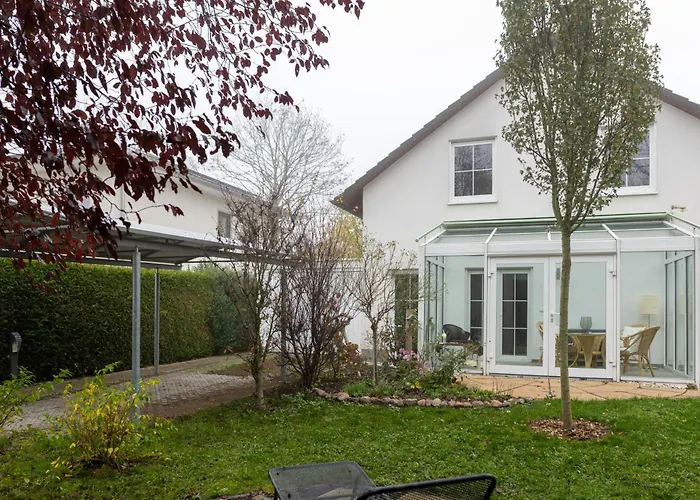 Ganzes In Mit Garage Und Fussbodenheizung Λειψία