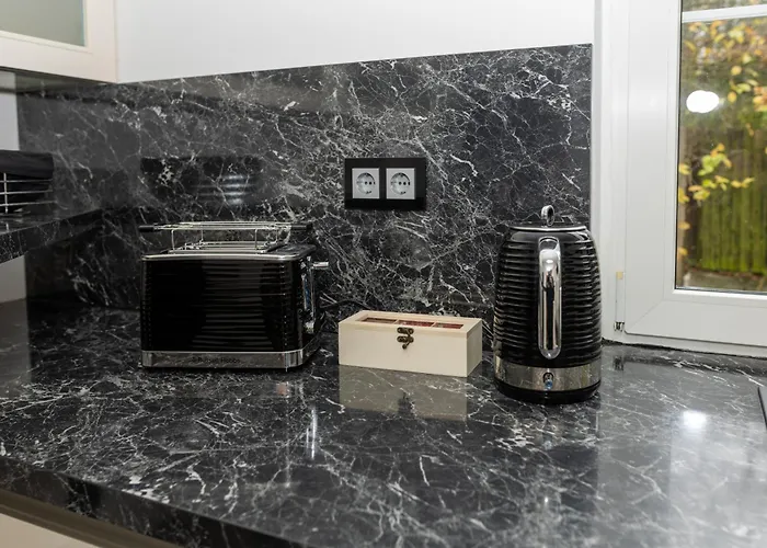 Ganzes In Mit Garage Und Fussbodenheizung Leipzig