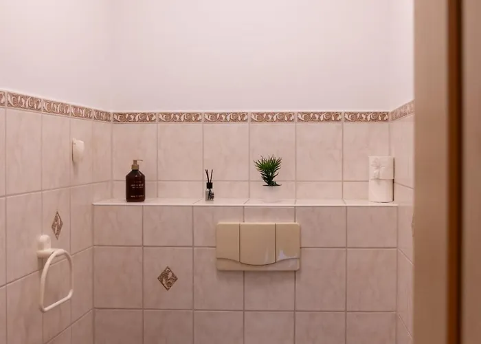 Ganzes In Mit Garage Und Fussbodenheizung Holiday home *