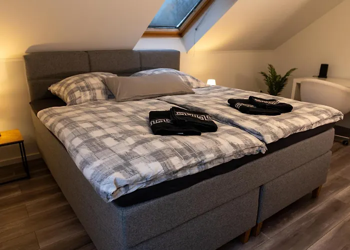 Ganzes In Mit Garage Und Fussbodenheizung