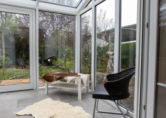 Ganzes In Mit Garage Und Fussbodenheizung Holiday home